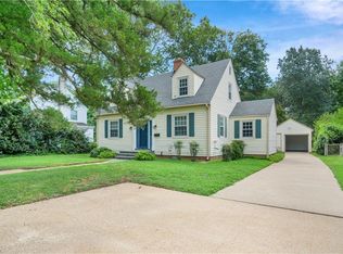 34 Elm Ave, Newport News, VA 23601