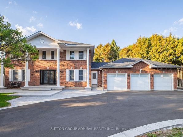 8 Beaufort Hills Rd, Richmond Hill, ON L4E 2N5