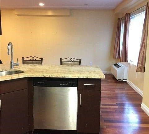 3rd image of 7123 162nd St APT 1J