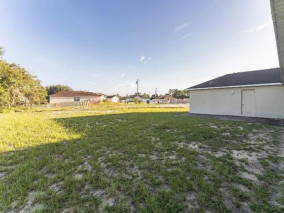 4th image of 117 Herring Ln
