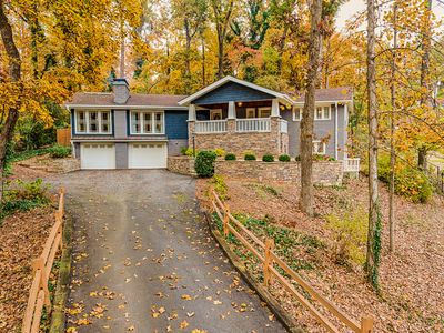 560 Forest Hills Dr, Sandy Springs, GA, 30342