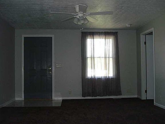 3rd image of 7401 Georgetown St