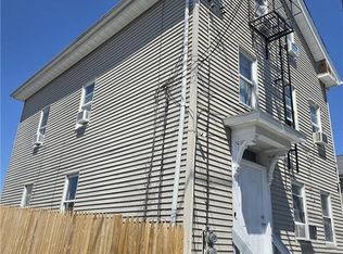 34 Heath St, Providence, RI 02909