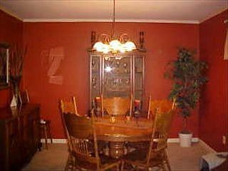 4th image of 716 Cottonwood Dr