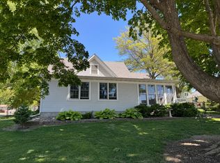2106 College St, Elk Horn, IA 51531