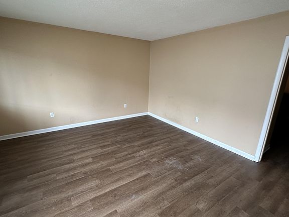 2nd image of 201 College Blvd E #1-7-1
