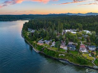 10788 NE Manitou Park Blvd, Bainbridge Island, WA