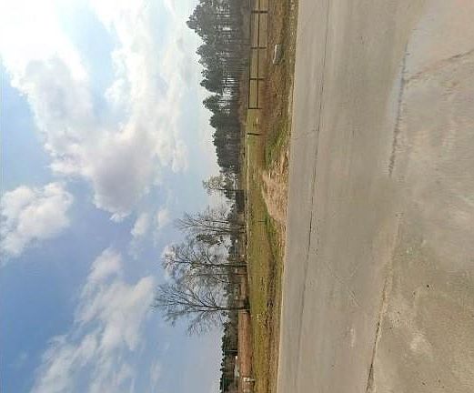 2nd image of 1052 Road 5260