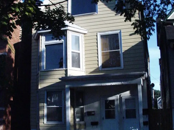 2437 W Ainslie St APT 1F, Chicago, IL 60625