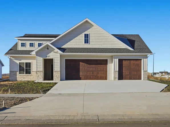 8327 61st St S, Horace, ND 58047