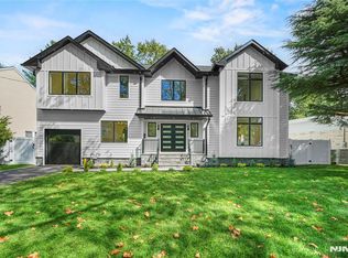 192 Valley Road, River Edge, NJ 07661