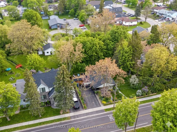 757 Srigley St, Newmarket, ON L3Y 1X6