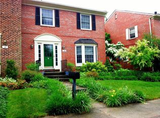 125 Fireside Cir, Baltimore, MD 21212