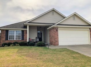 616 Windbrook Ct, Fort Smith, AR 72908