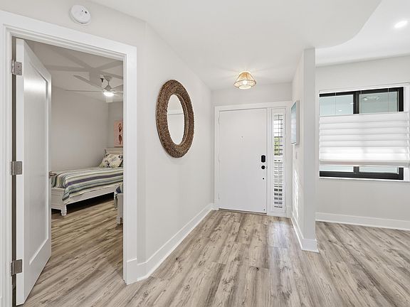 4th image of 200 Waterway Road #307