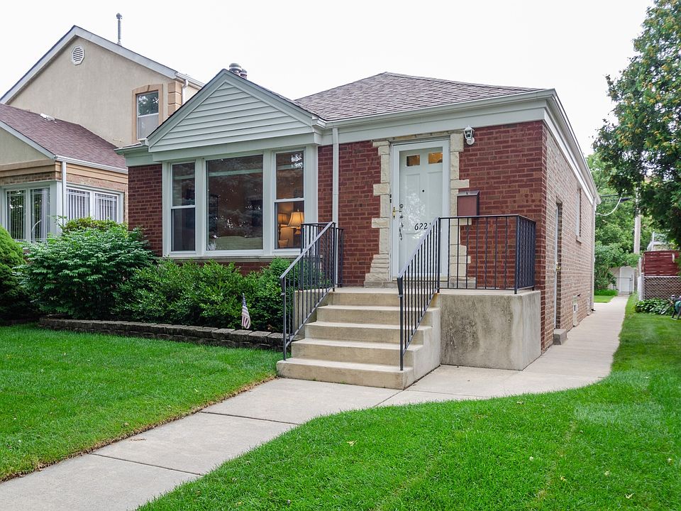 1st image of 6221 N Kedvale Ave