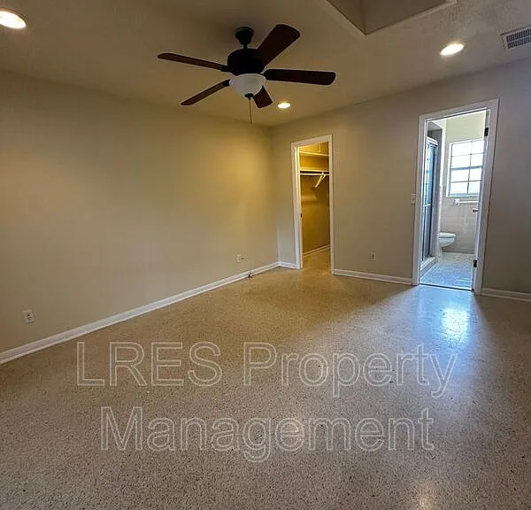 2719 Merrie Oaks Rd — Photo 24