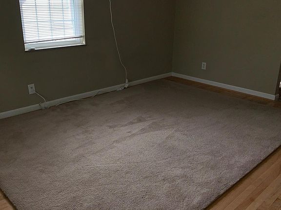 2nd image of 6155 Benneville St #3