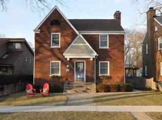 1217 Leonard Pl, Evanston, IL