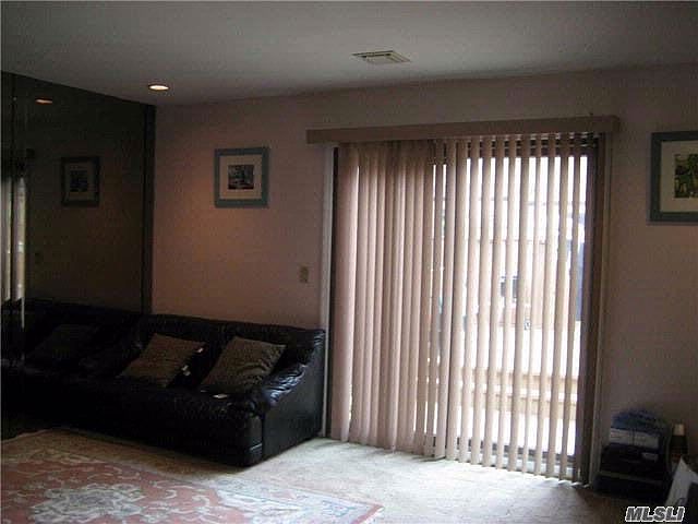2nd image of 50 Ashley Cir