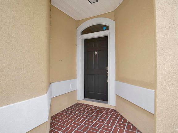 4th image of 1124 Willowood Cir