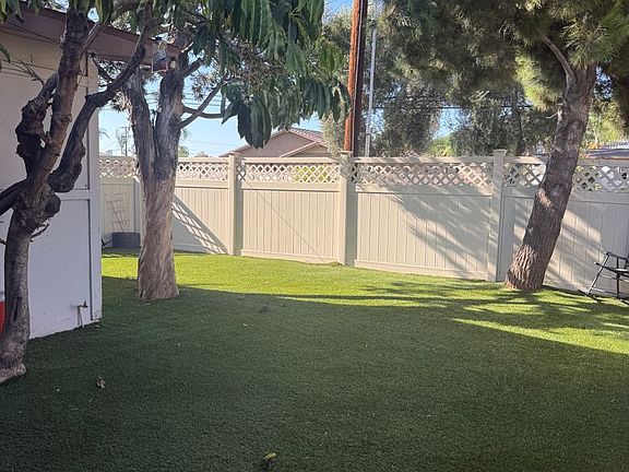 4th image of 565 Pepper Dr