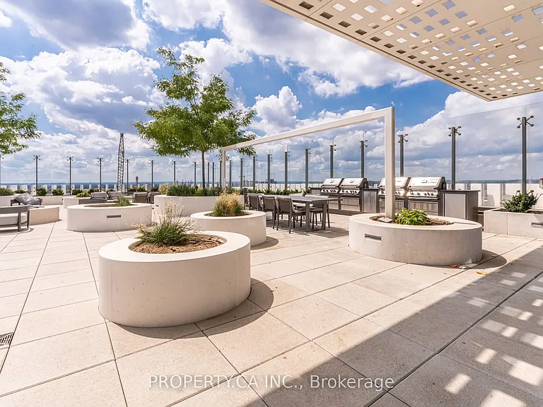 898 Portage Pkwy #1602 — Photo 39