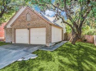 16647 Fallen Tree Dr, San Antonio, TX 78247