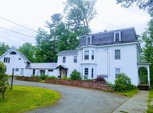 33 Estey St APT 2A, Brattleboro, VT 05301