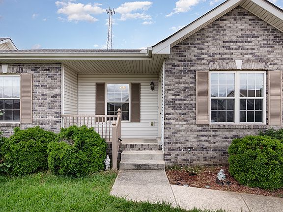 4th image of 2611 Cider Dr