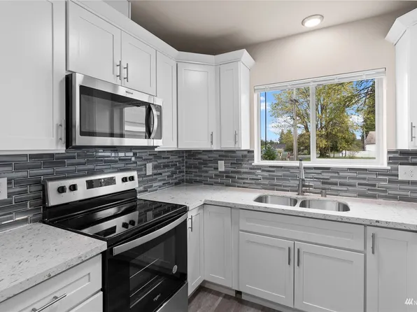 5110 Boston Harbor Rd NE, Olympia, WA 98506