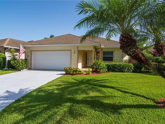 4th image of 1945 S Garden Grove Cir