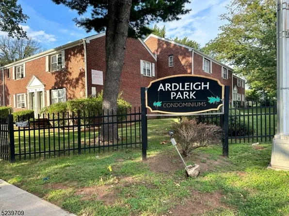 1537A Saint George Ave #A, Roselle, NJ 07203