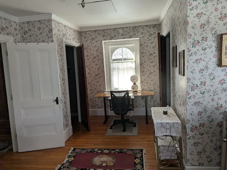 33 Richardson St #2 — Photo 9