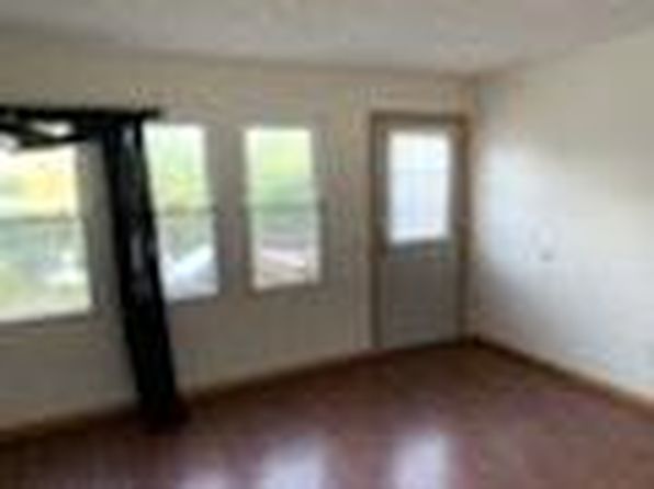 78 Lower Garfield Rd