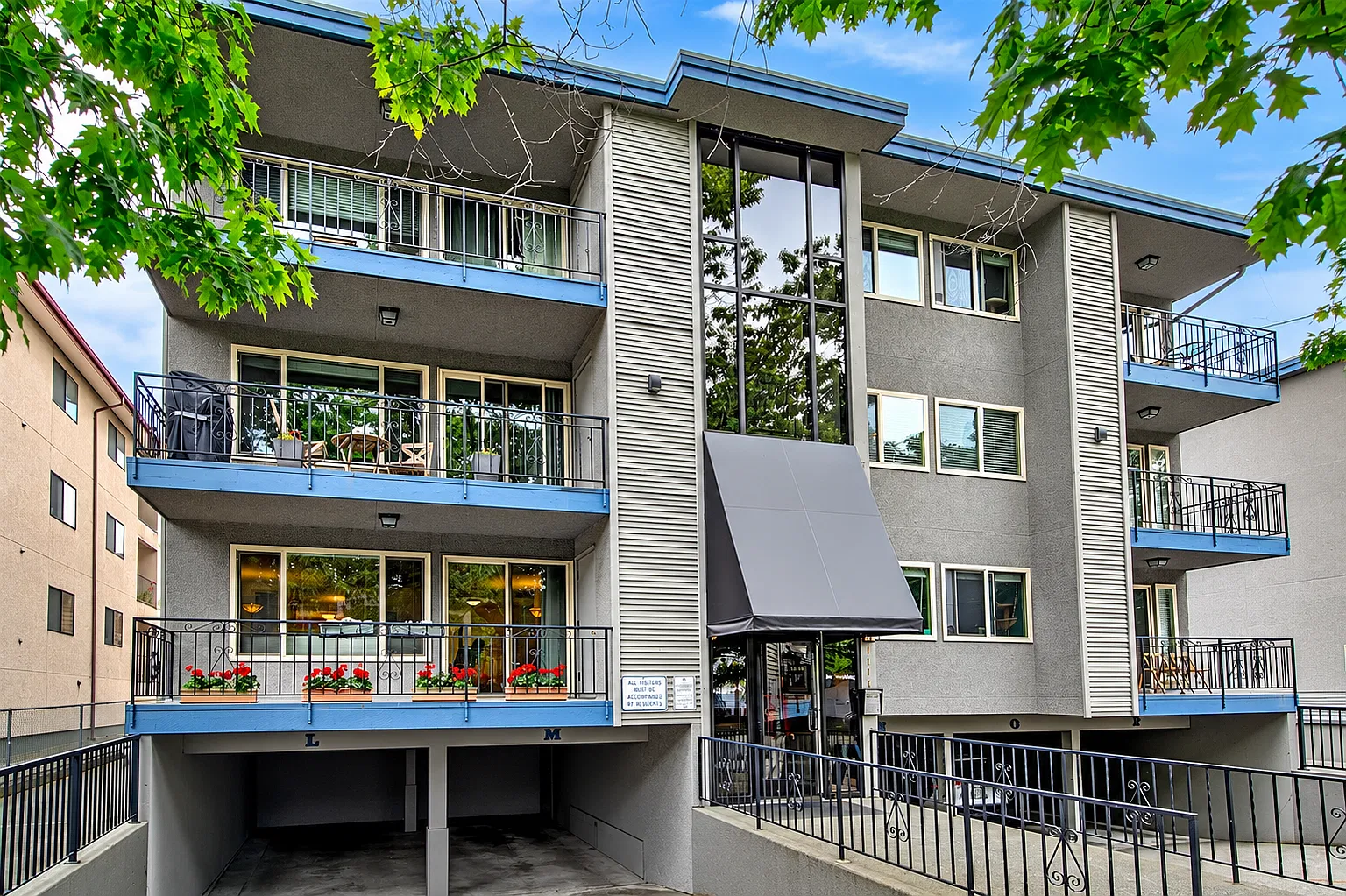2 bed, 1070 sqft, $2,900 — Photo 1