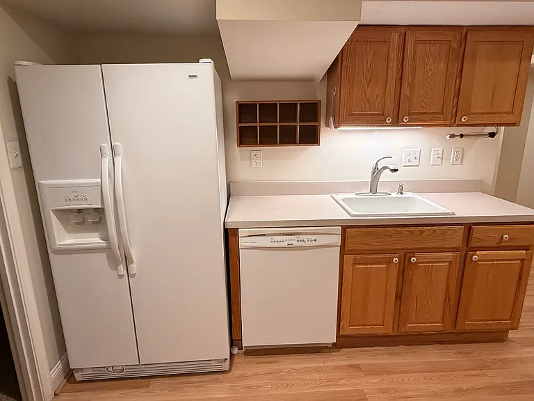 109 Discovery Ct — Photo 6
