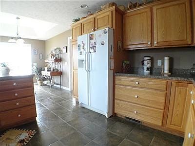 5th image of 13066 Blueberry Ln