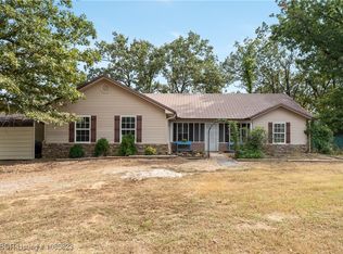 690 Reaves Ave, Pocola, OK 74902