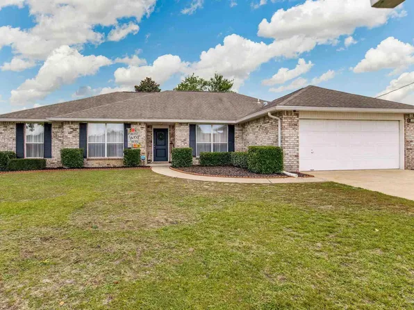 2018 Coral Reef Rd, Pensacola, FL 32506