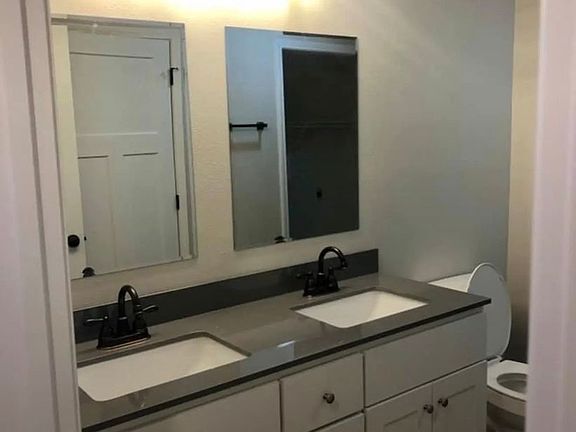 3rd image of 211 N 1st St Lot 8