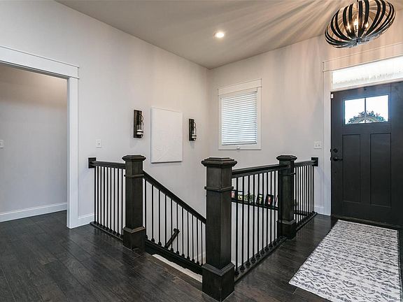 5th image of 117 Meridian Oaks Dr