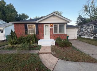 1928 Vinita Dr, Saint Louis, MO 63114