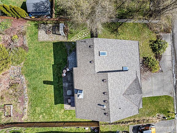 3rd image of 4071 SE Saxon Court