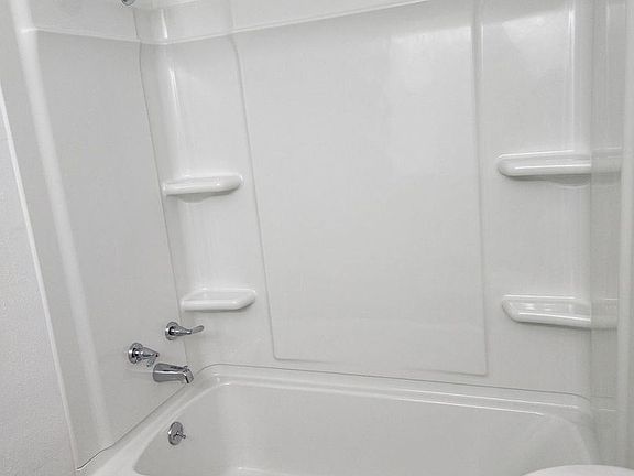 2nd image of 1832 Buena Vista Dr SE APT D