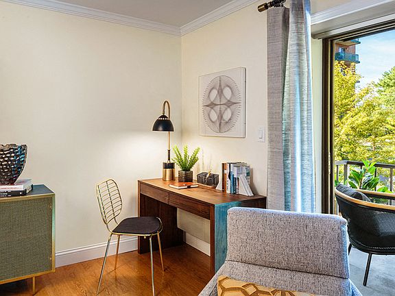 Water View Terrace Apartments - Living Room Office Nook