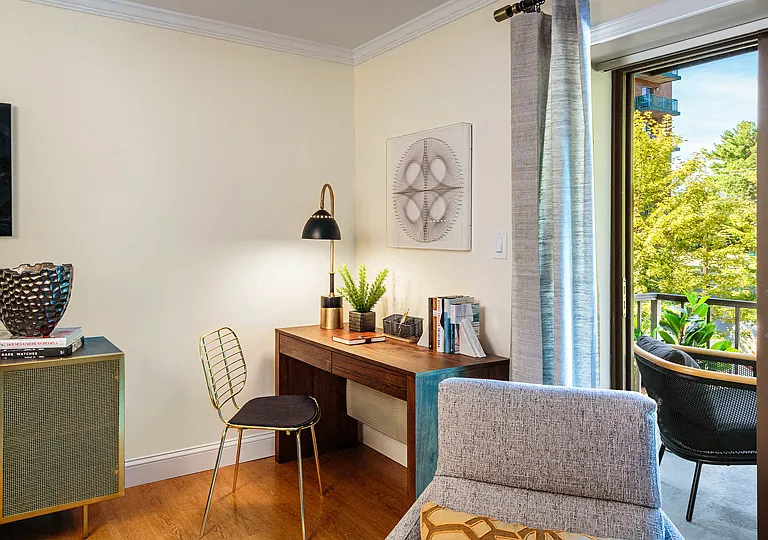 Water View Terrace Apartments - Living Room Office Nook