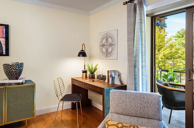 Water View Terrace Apartments - Living Room Office Nook