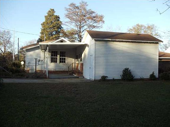 4th image of 2300 McKinley Ave