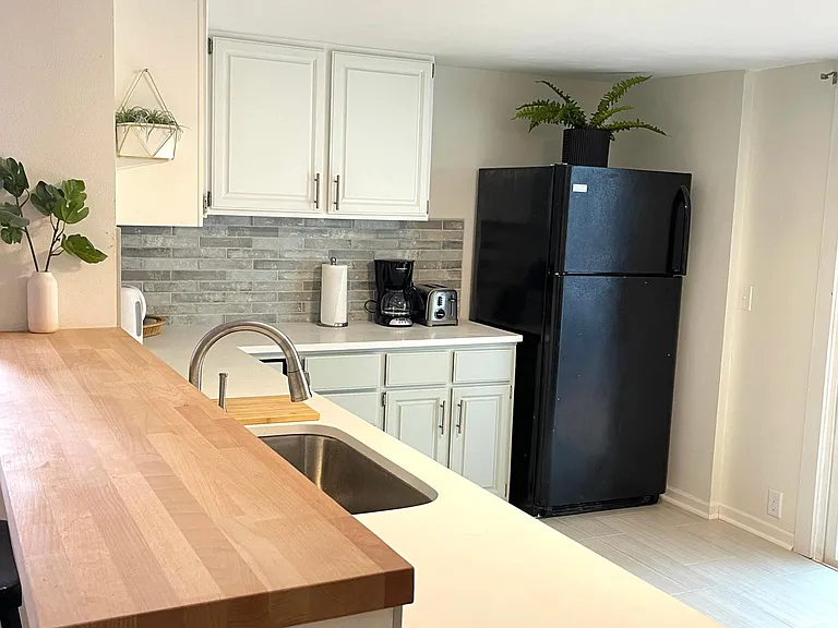 4315 Monona Dr — Photo 18